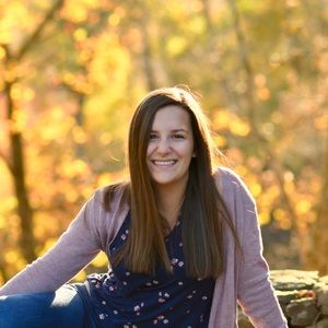 Meet your Posher, Caroline